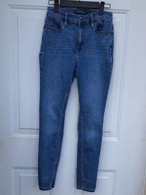 Calvin Klein Light Blue Skinny Jeans | Size 4/27W
